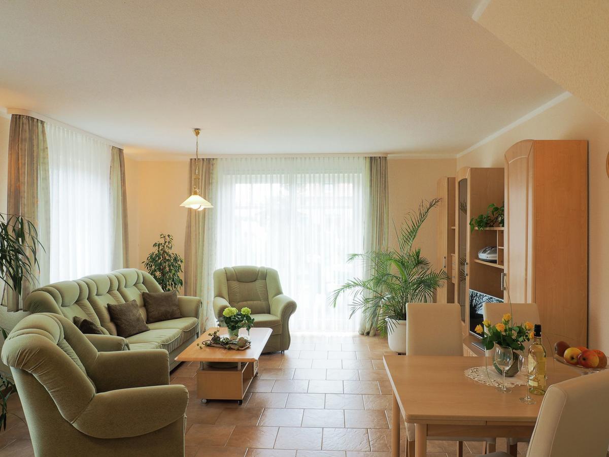 Modern Apartment In Kuhlungsborn With Garden Екстер'єр фото